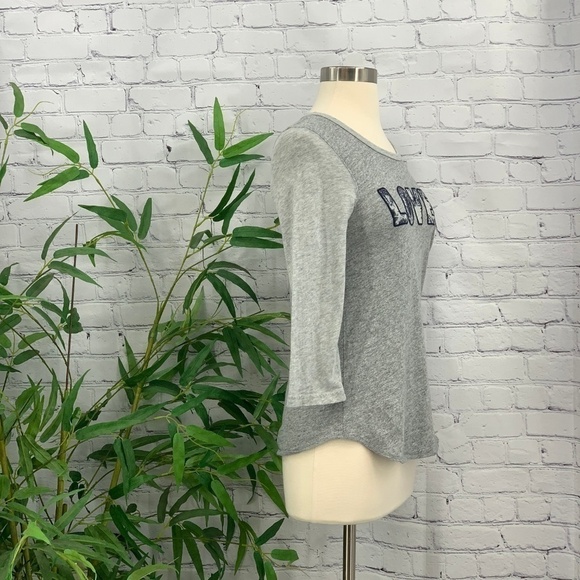🎉J. Crew Heather Gray 3/4 Sleeve Graphic Shirt - Picture 1 of 7